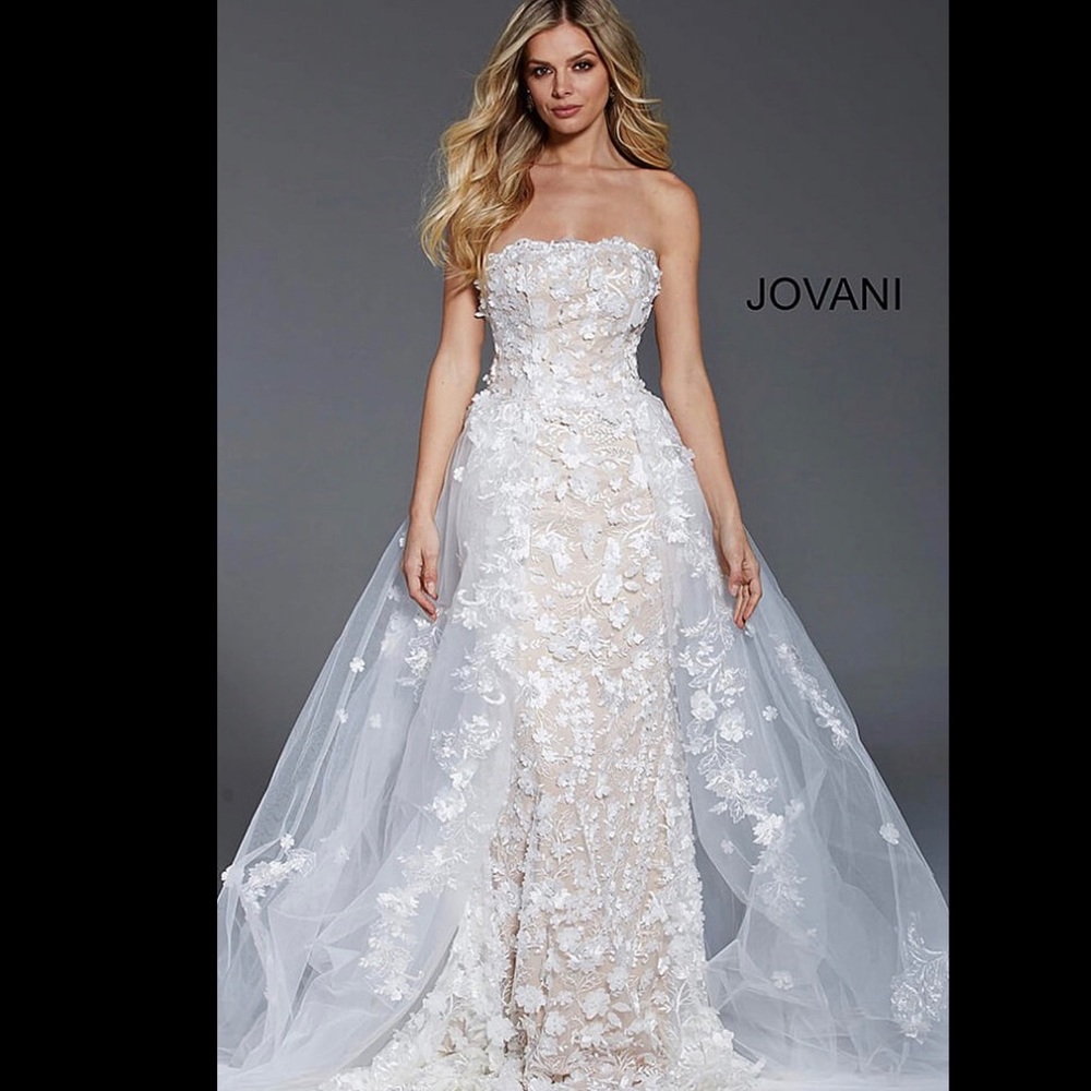 JOVANI 55616 FLORAL APPLIQUE BALLGOWN